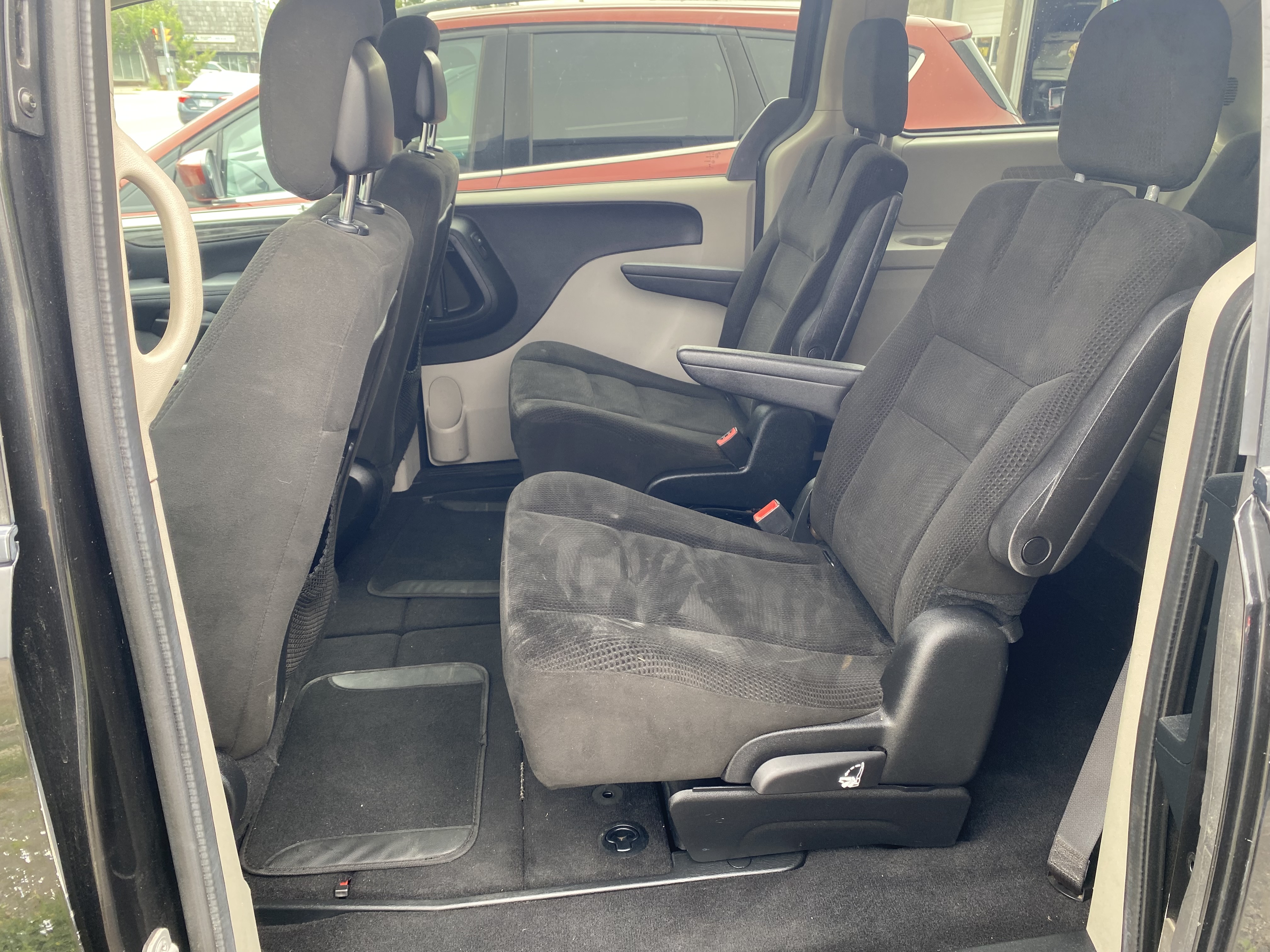 2016 DODGE Grand Caravan SXT image #4