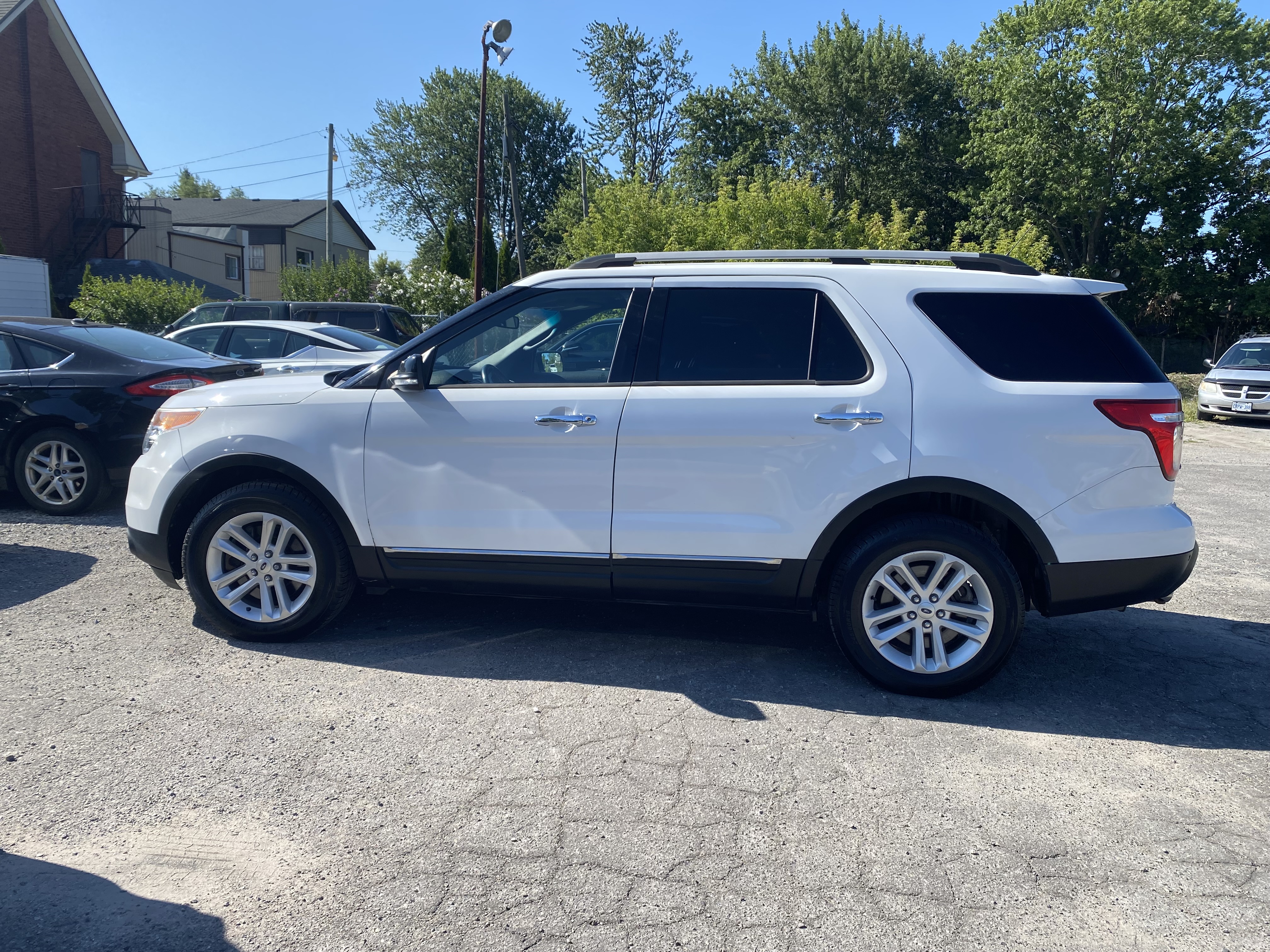 2013 FORD Explorer XLT image #2