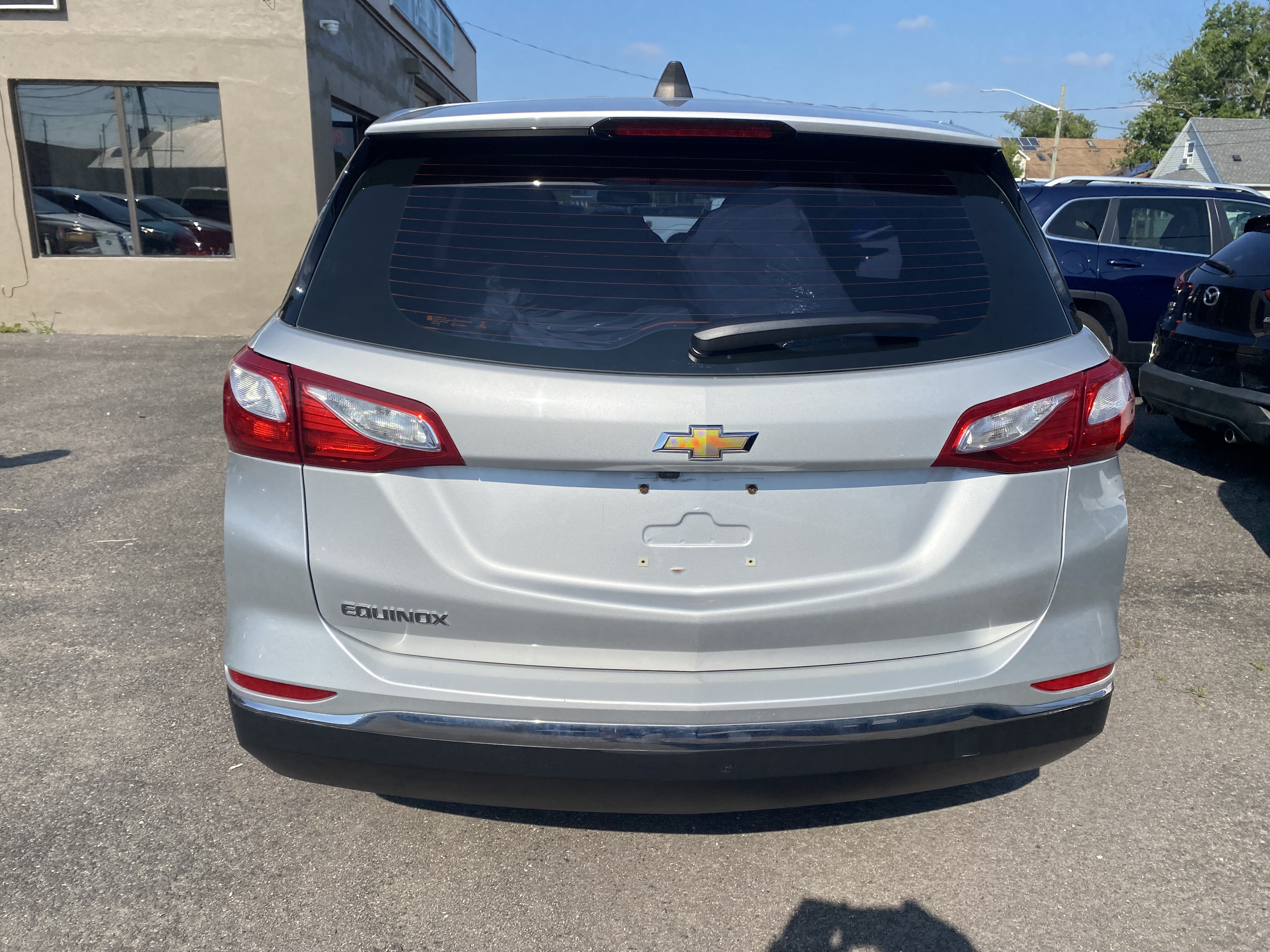 2018 CHEVROLET Equinox LS image #2