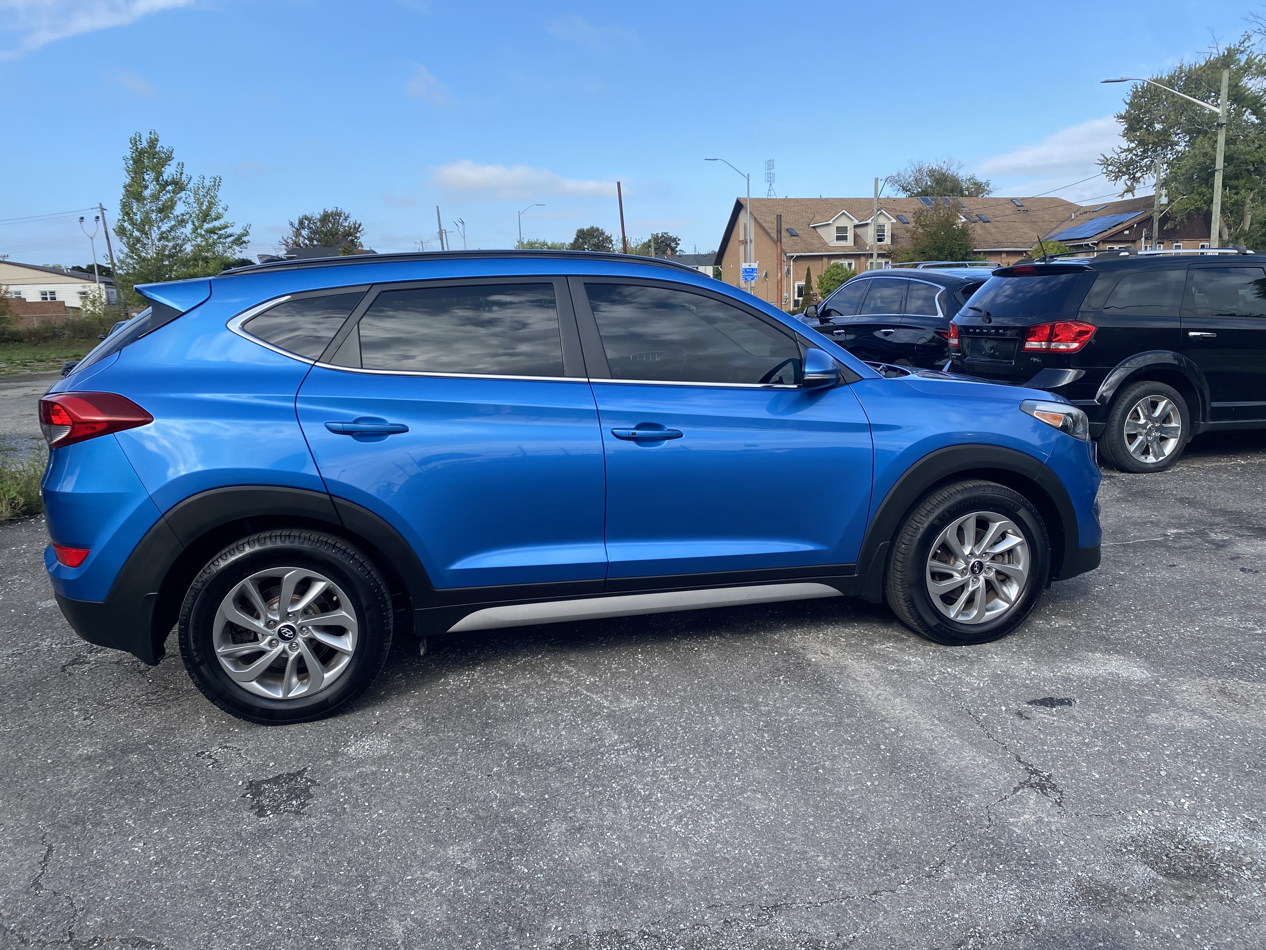 2017 HYUNDAI Tucson LIMITED image #2