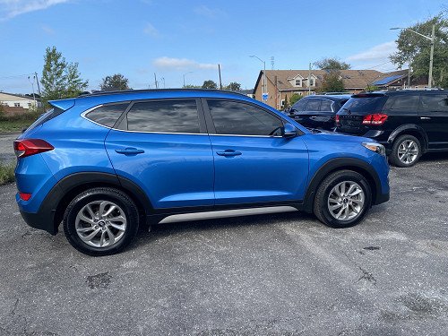2017 HYUNDAI Tucson LIMITED image #1,300