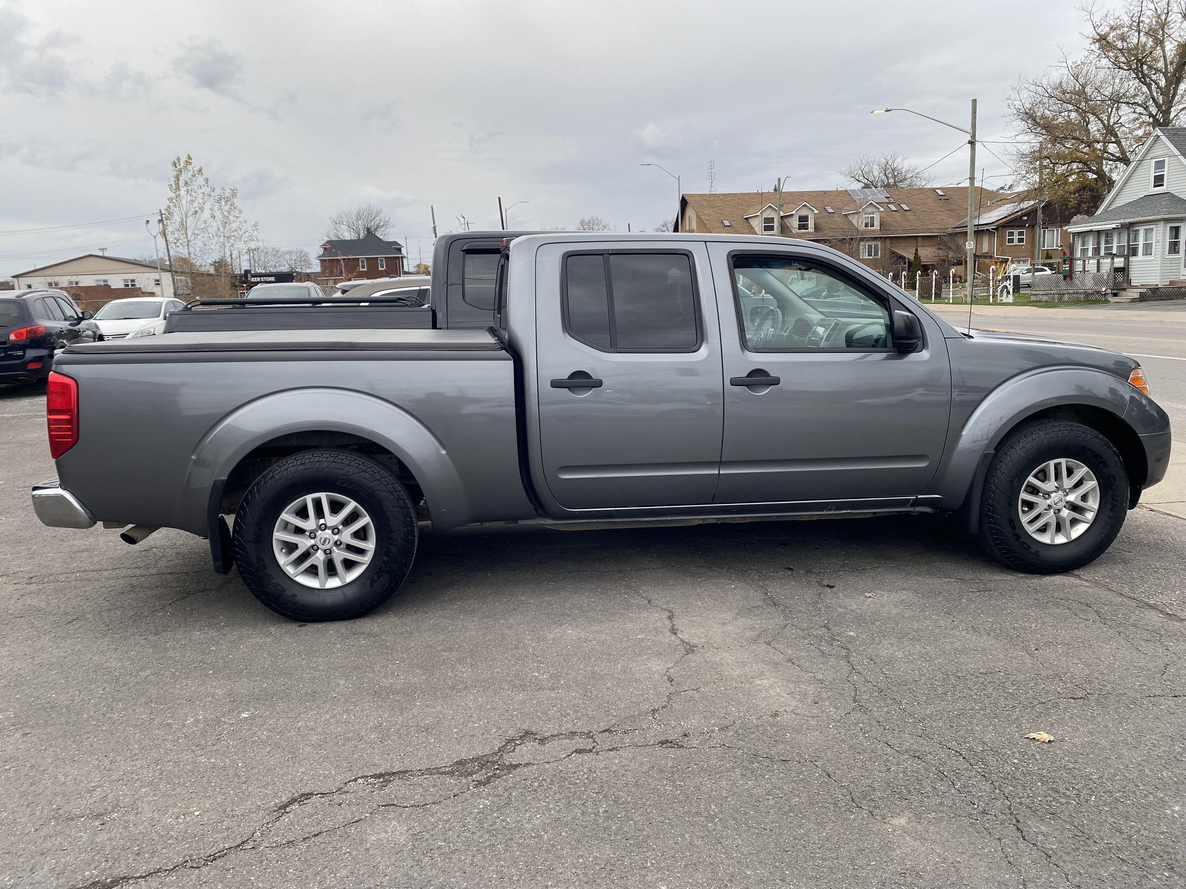 2017 NISSAN Frontier SV image #1
