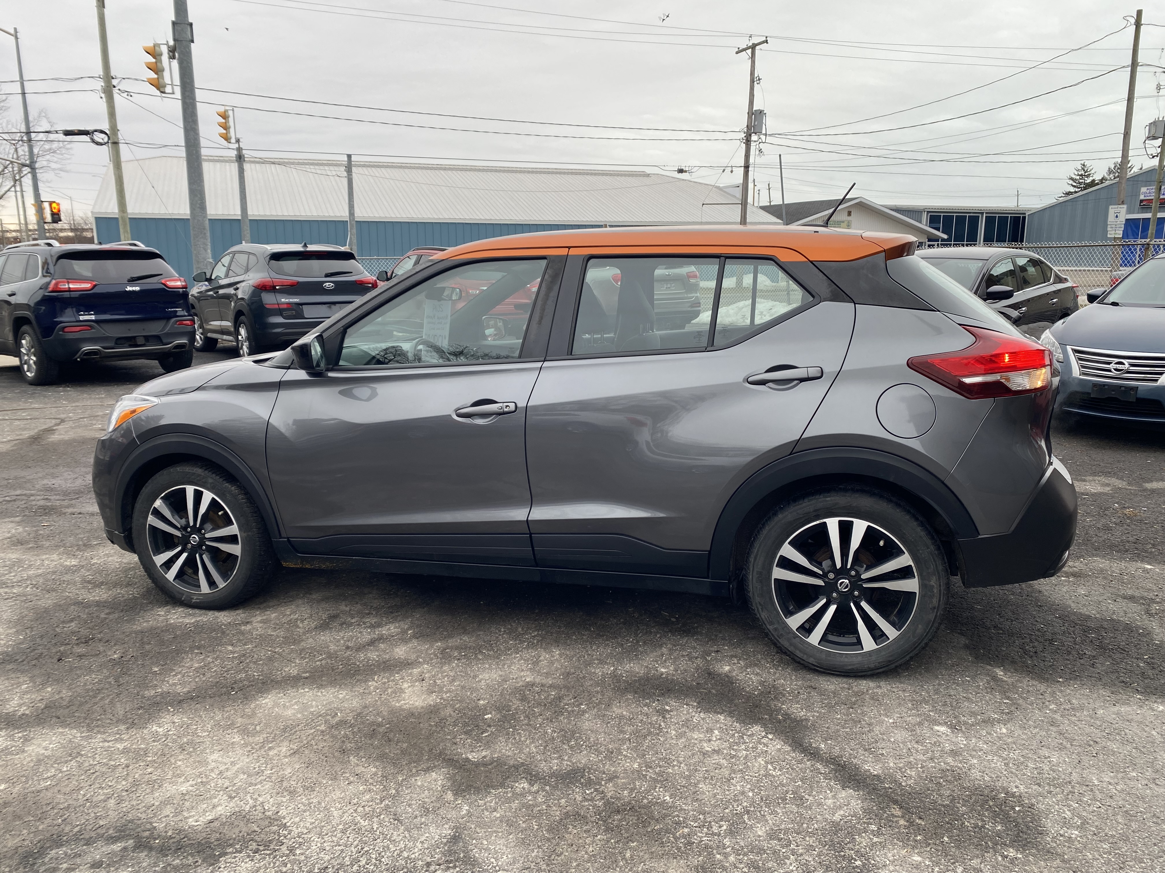 2019 NISSAN Kicks S image #1