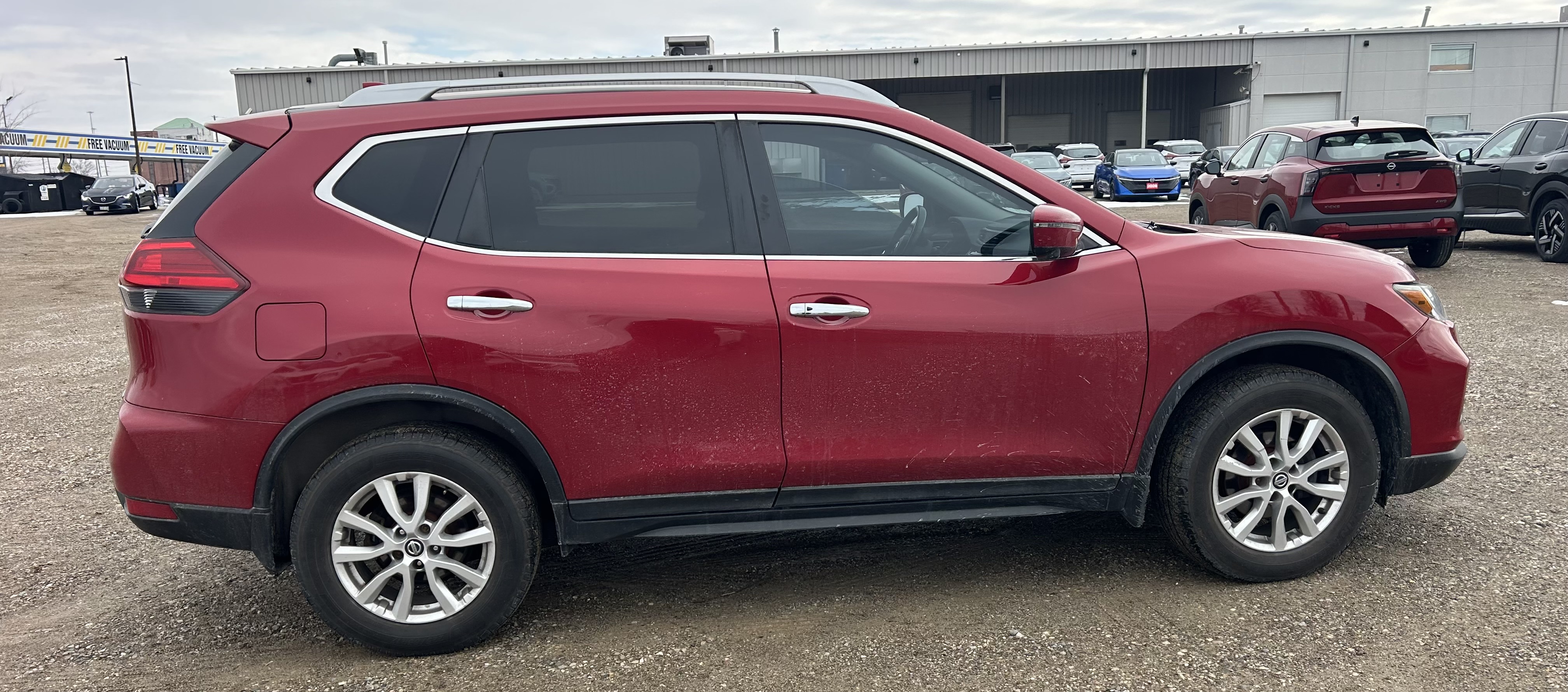 2017 NISSAN Rogue SV image #3