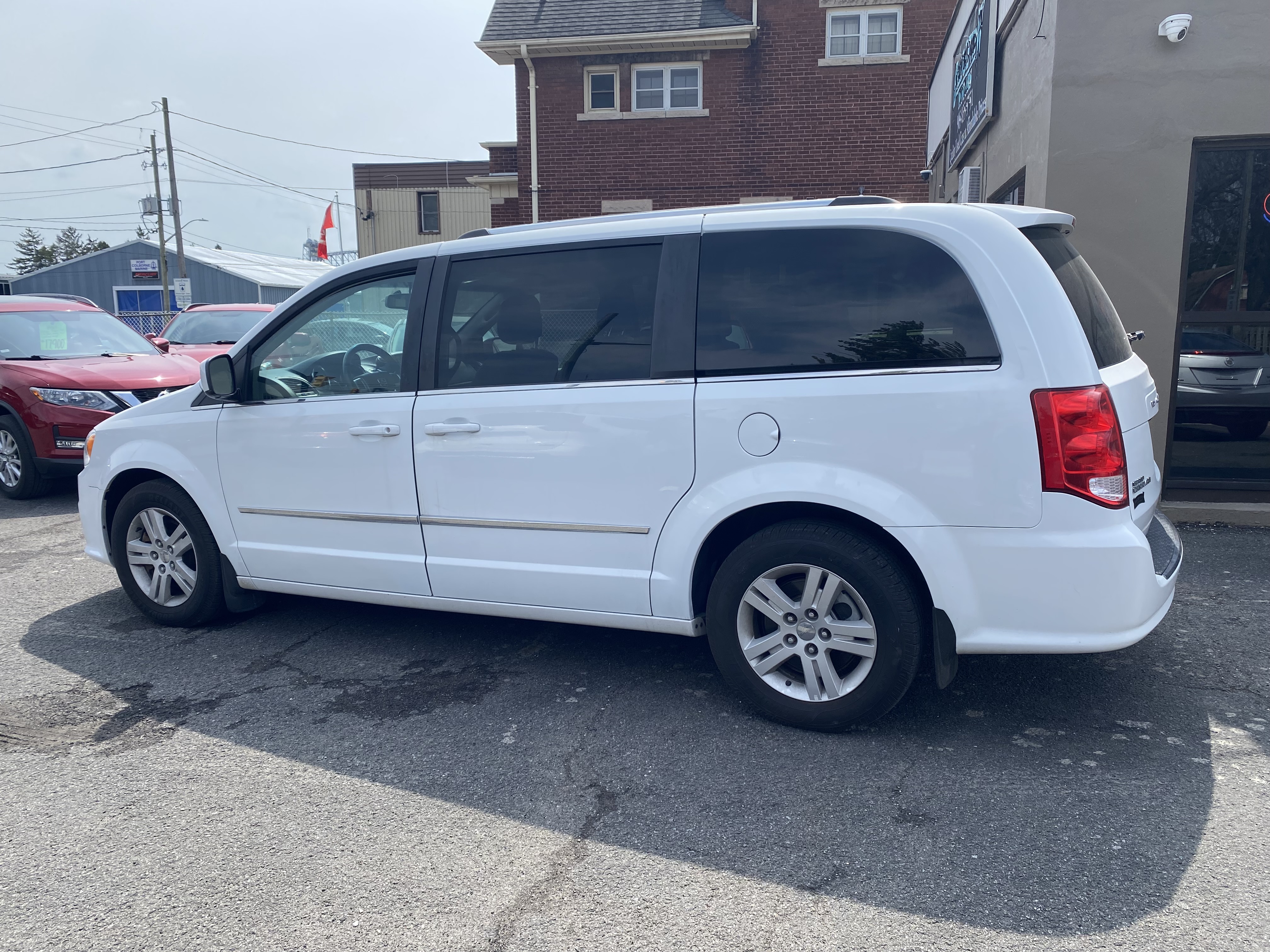 2016 DODGE Grand Caravan CREW PLUS image #1