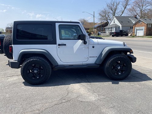 2011 JEEP Wrangler image #1,547