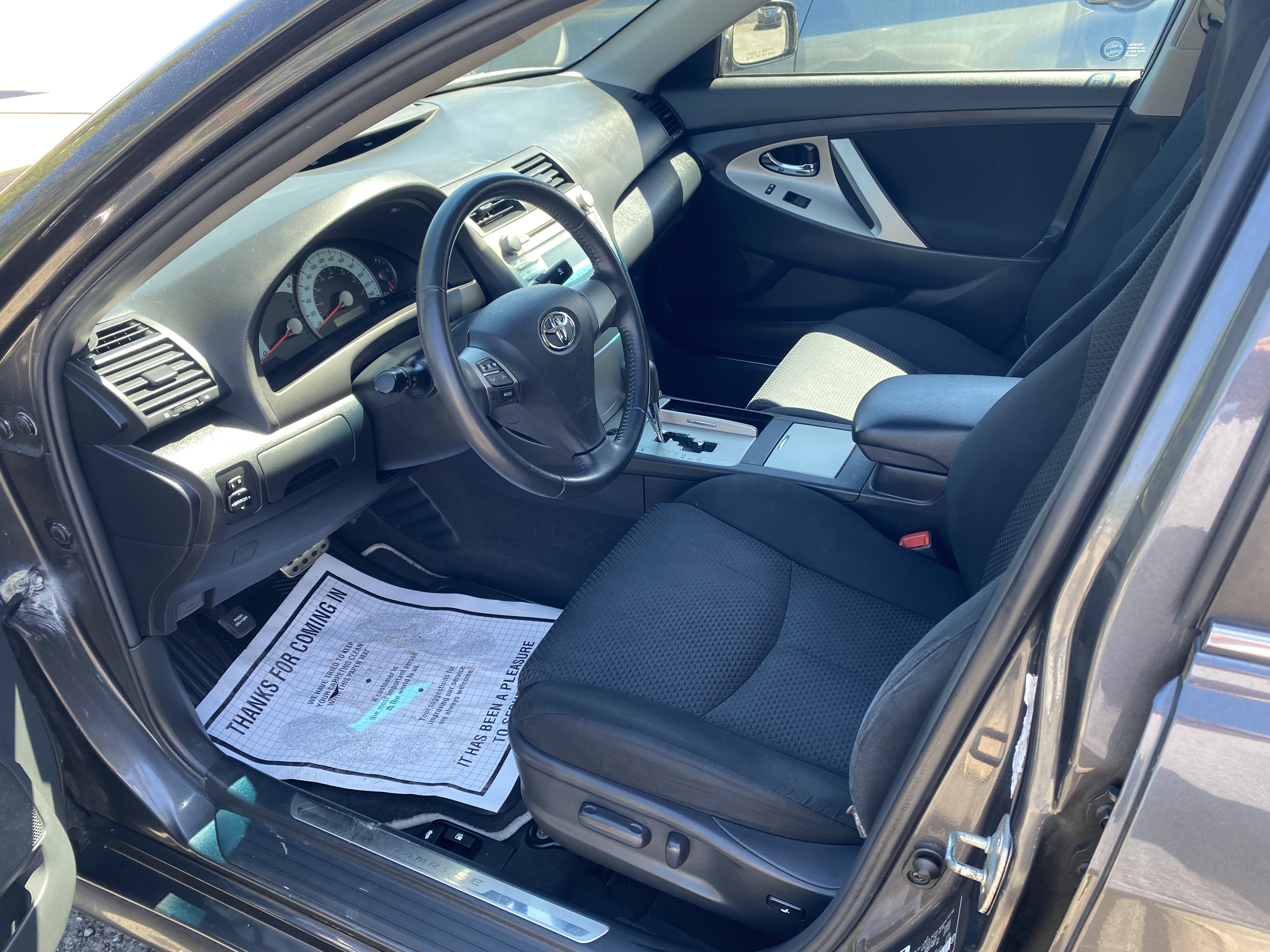 2009 TOYOTA Camry SE image #5