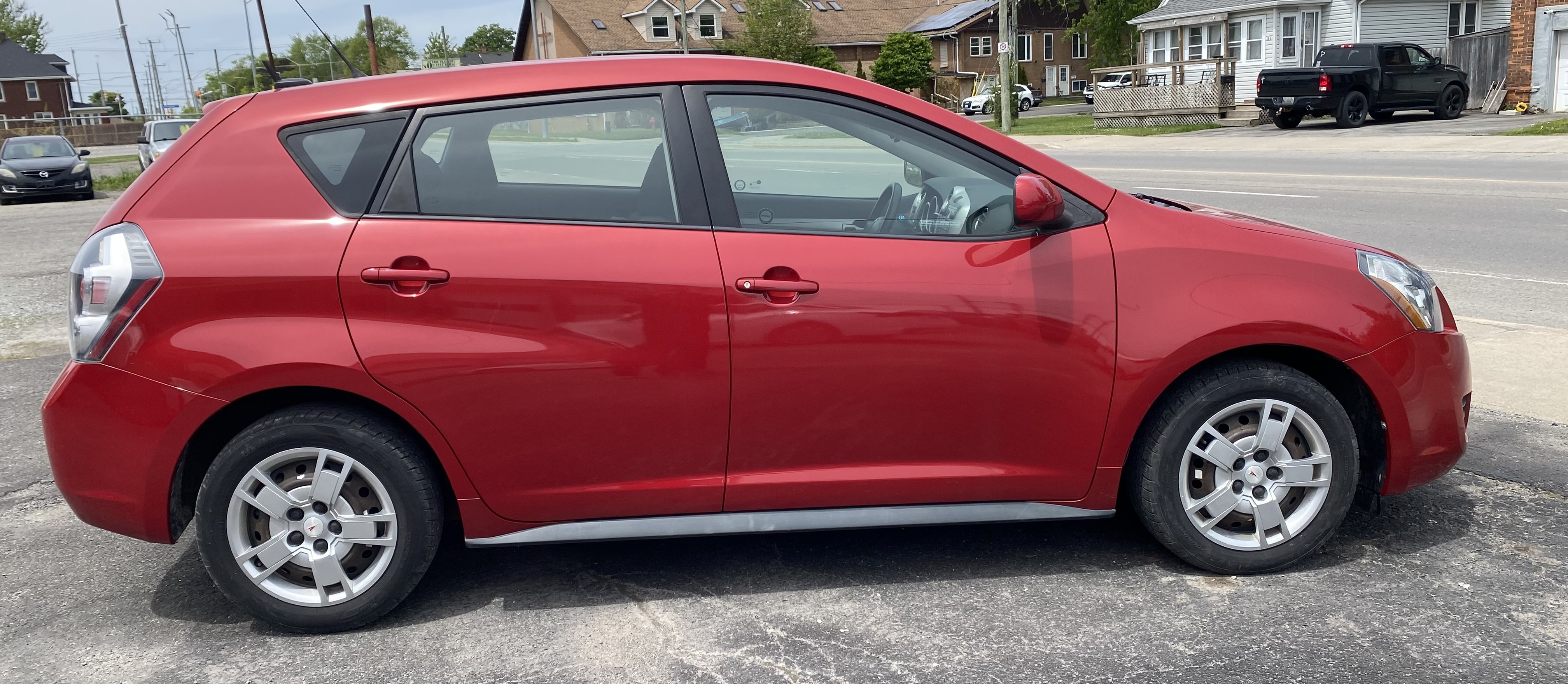 2009 PONTIAC Vibe HATCHBACK image #2
