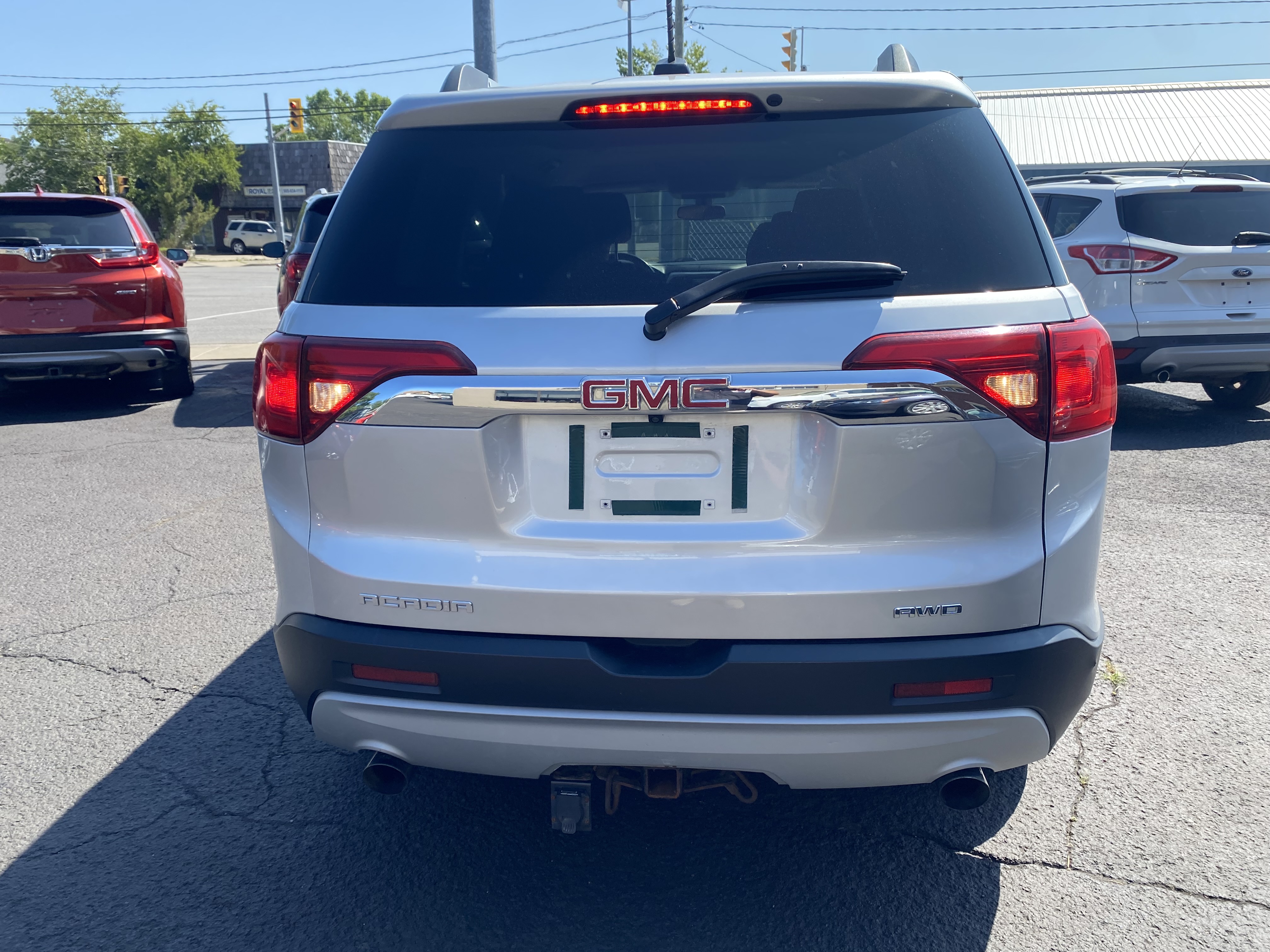 2018 GMC Acadia SLE image #2