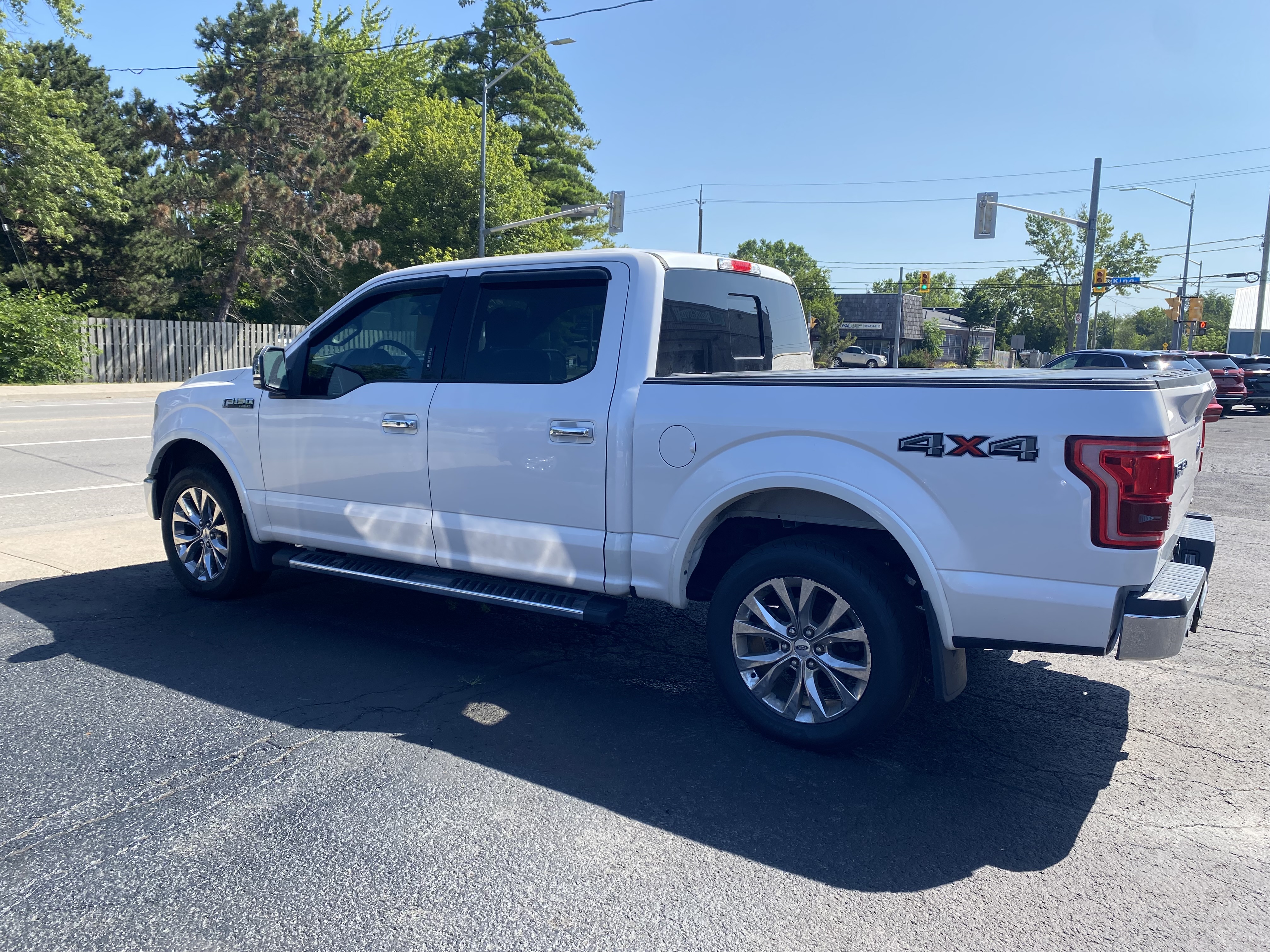 2015 FORD F-150 LARIAT image #1