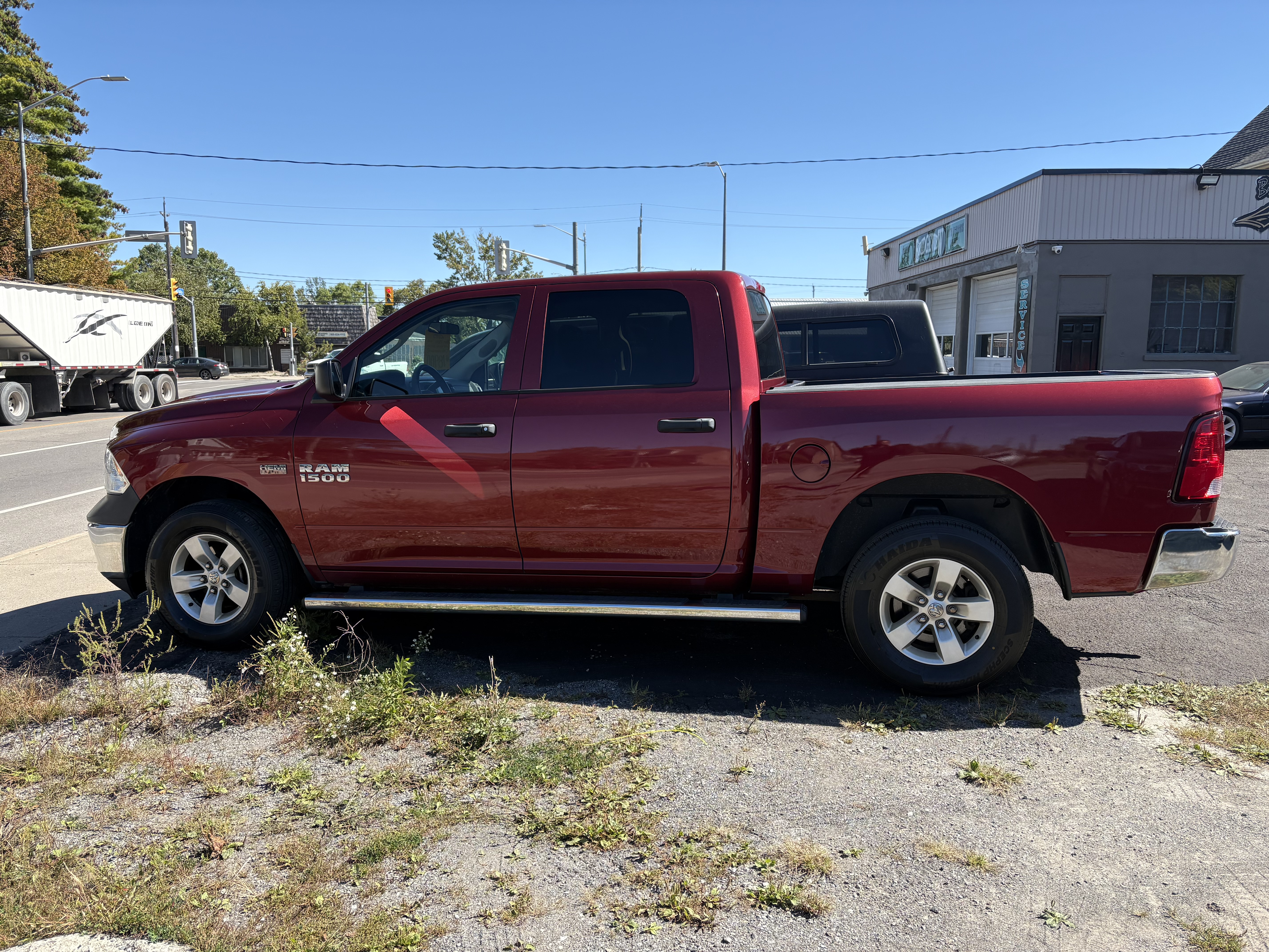 2015 RAM 1500 ST image #1