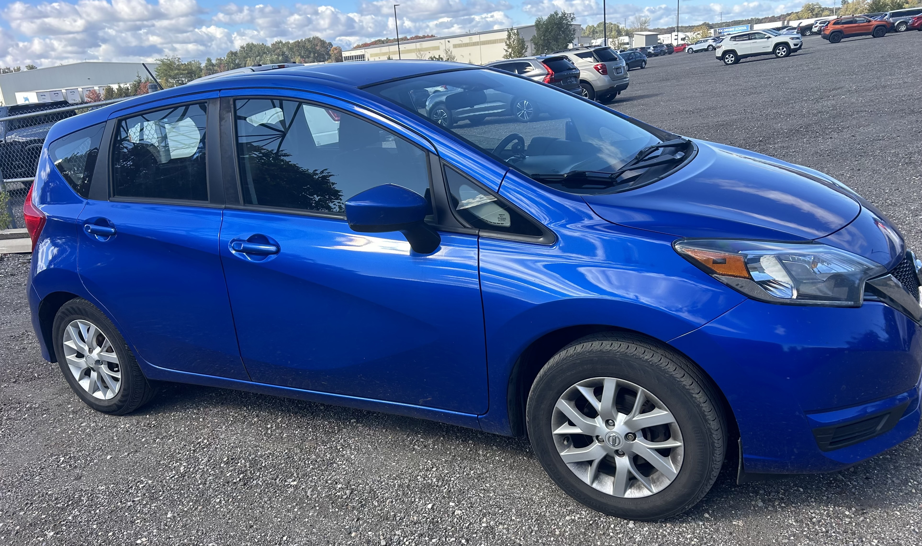 2017 NISSAN Versa Note S image #2