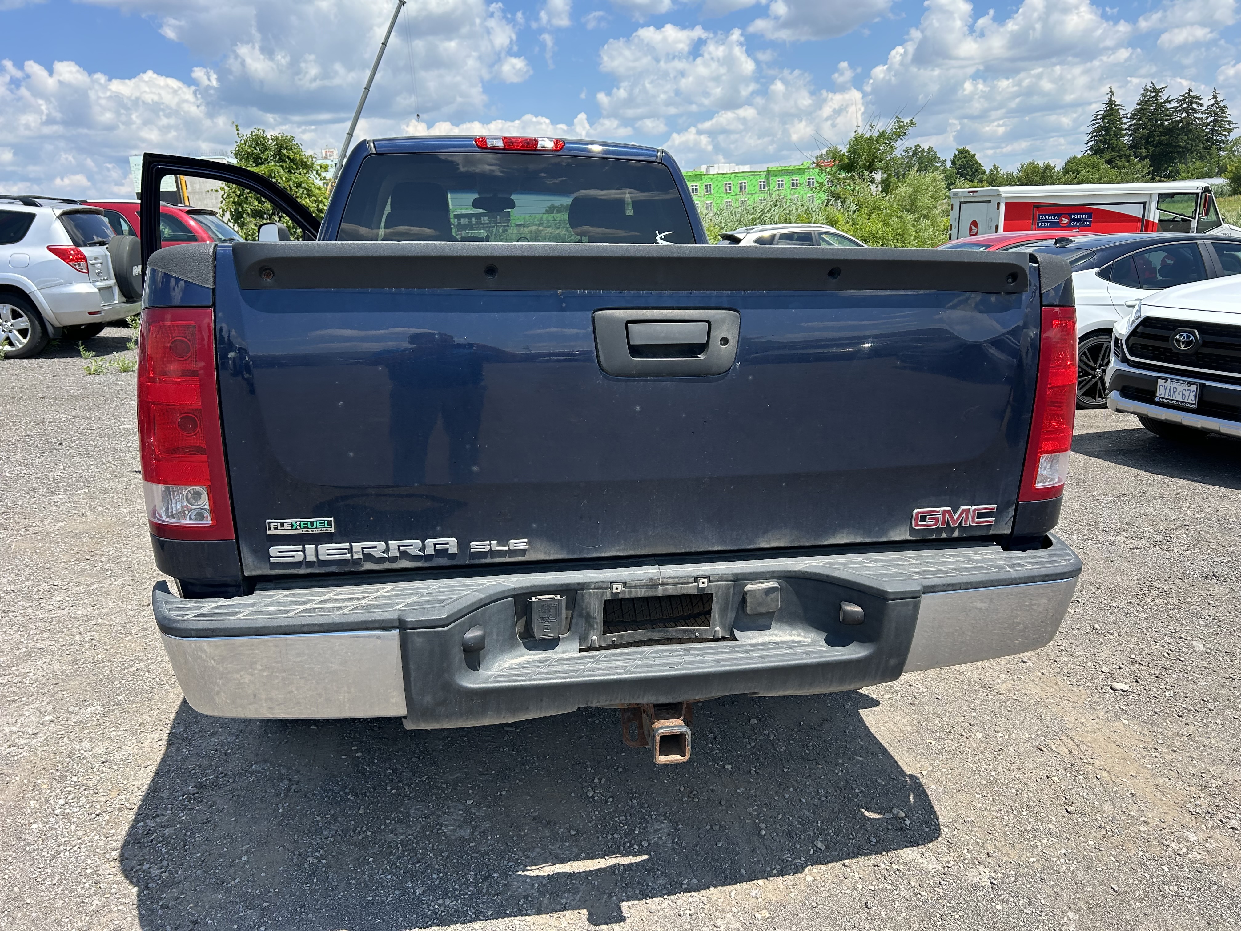 2010 GMC Sierra SLE image #2