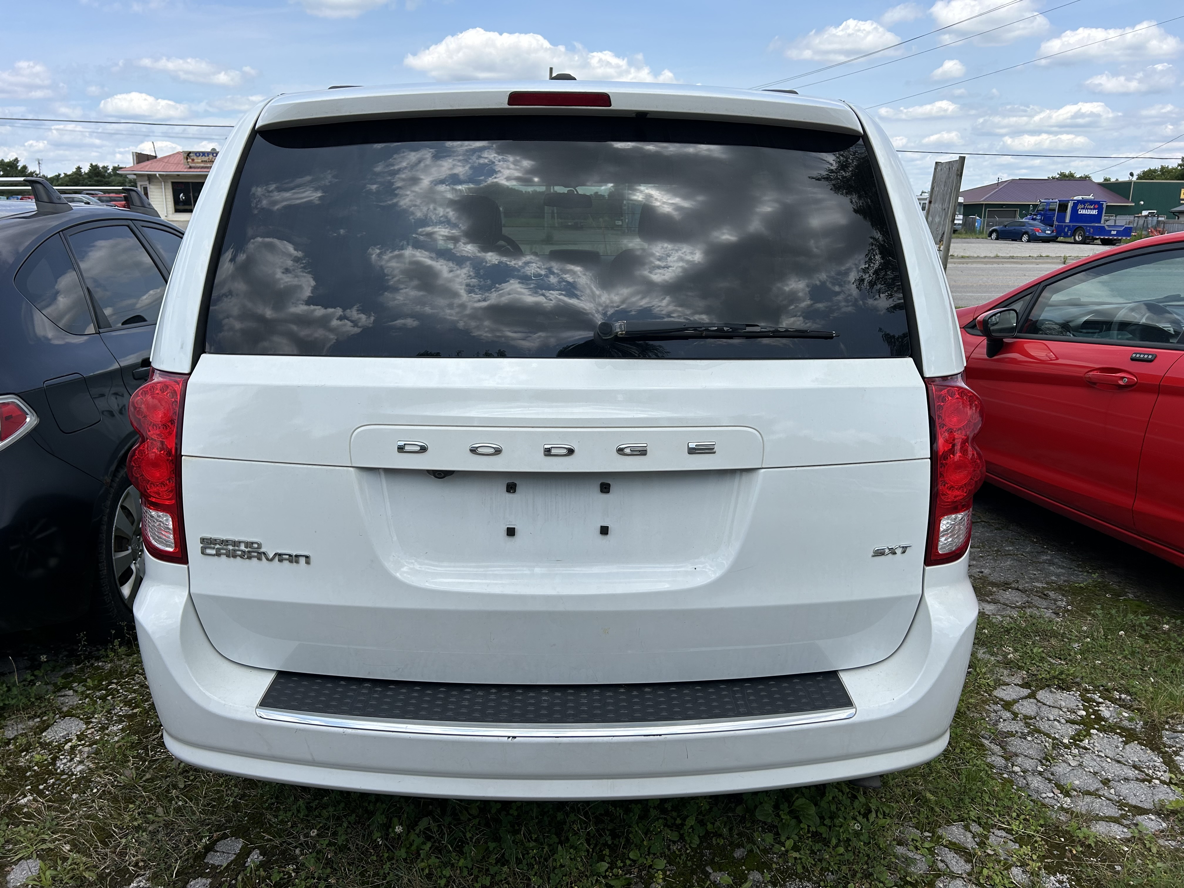 2016 DODGE Grand Caravan SE image #3