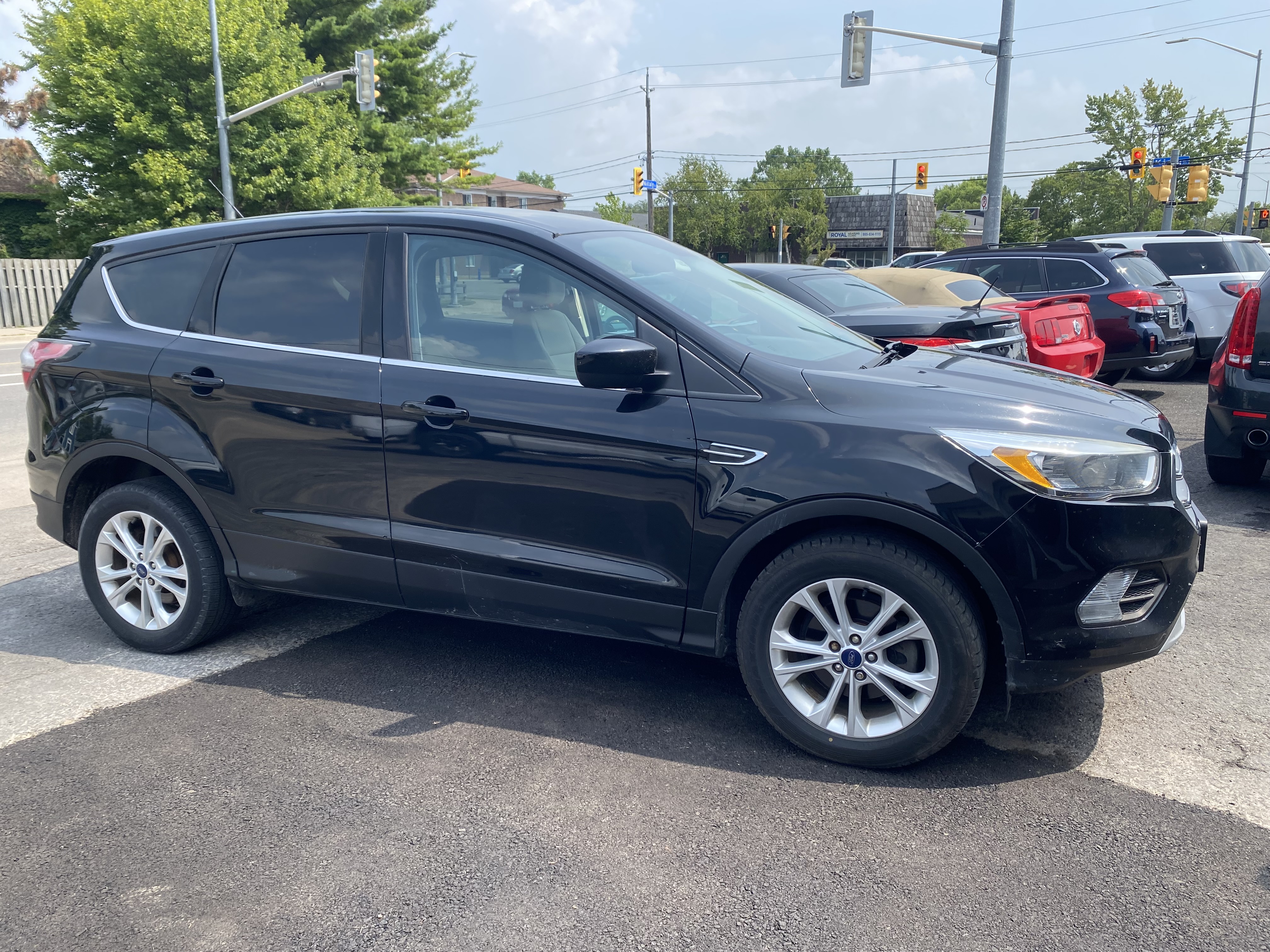 2017 FORD Escape SE image #2