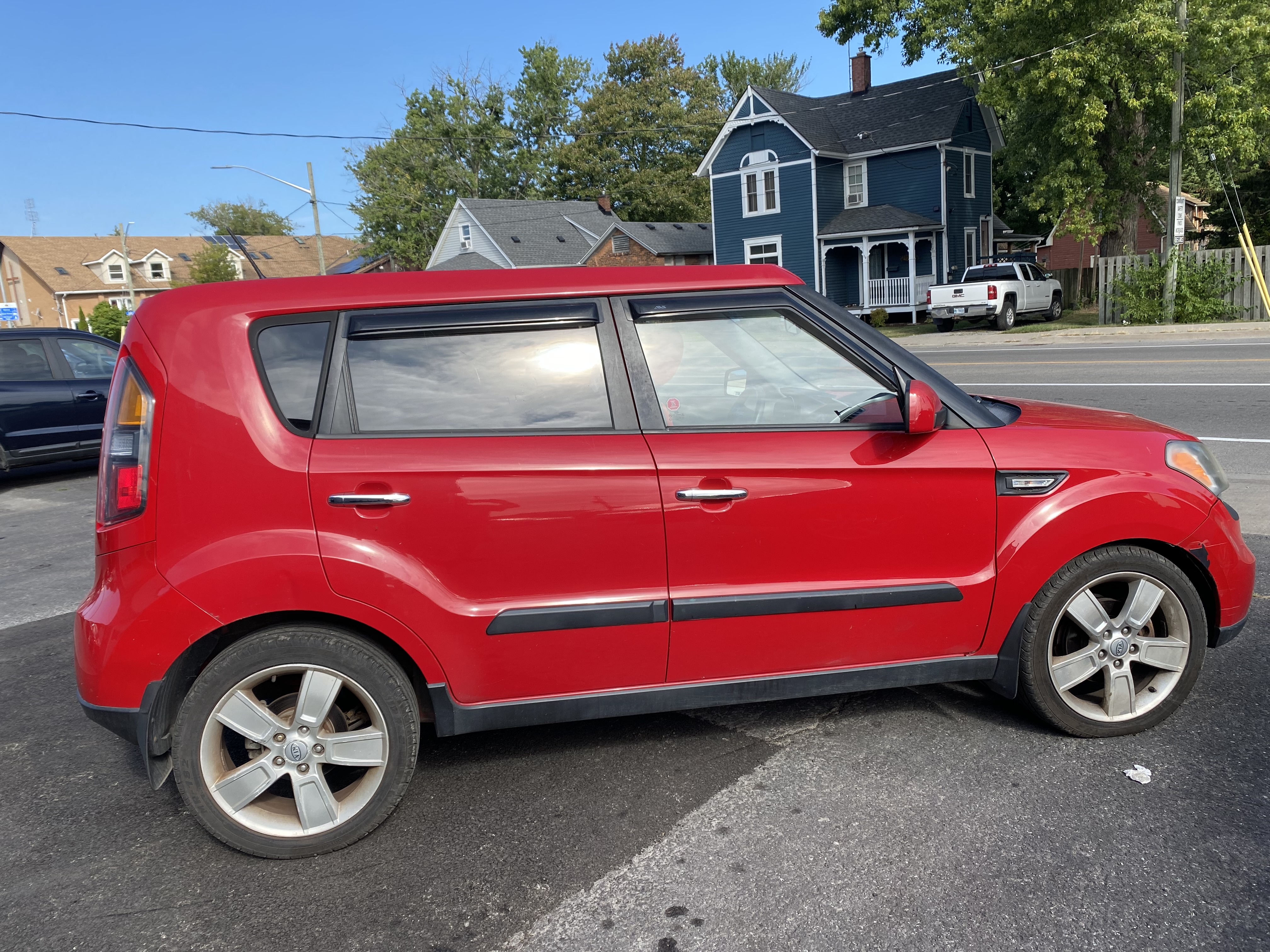 2011 KIA Soul PLUS image #1