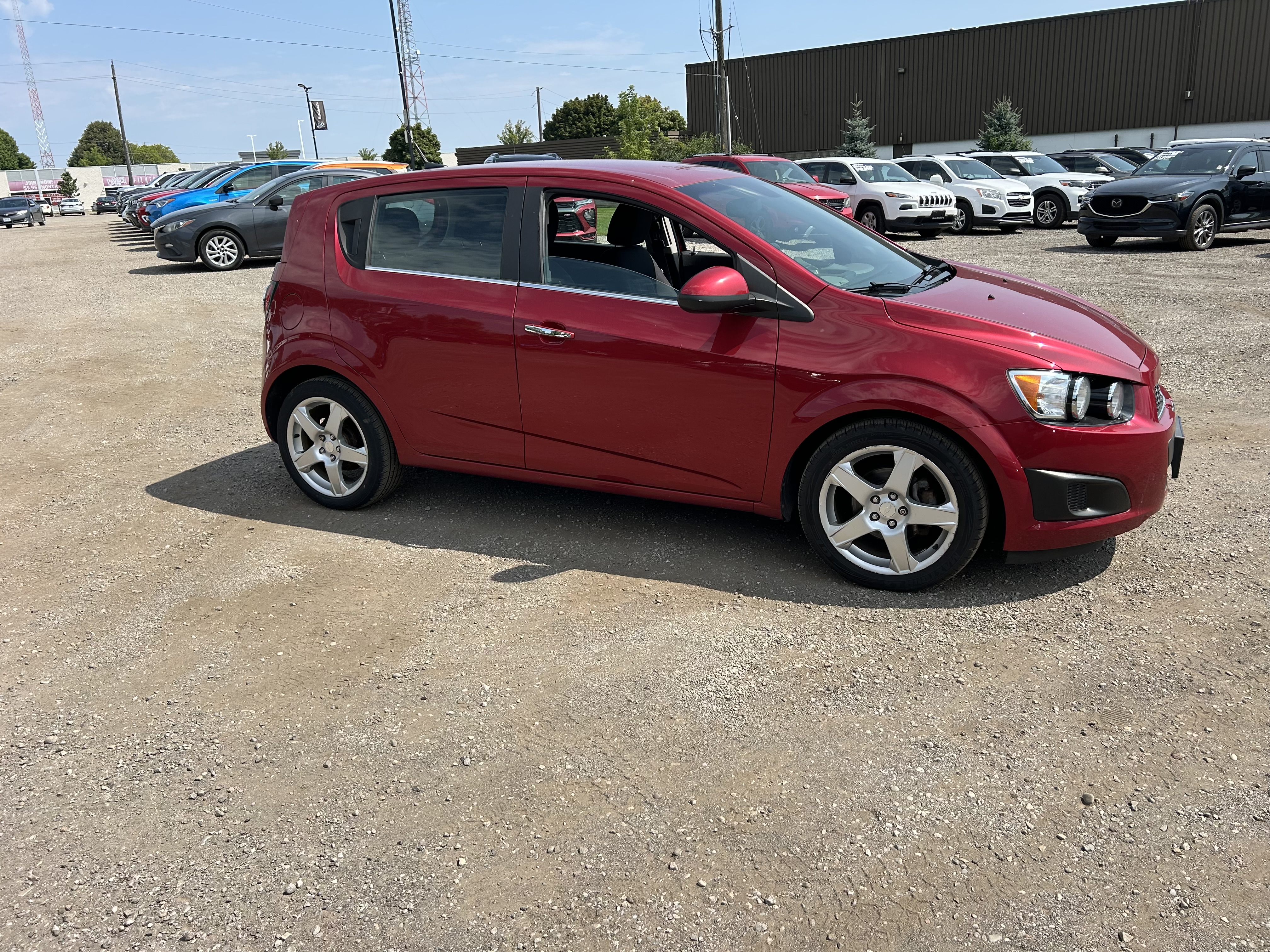 2013 CHEVROLET Sonic LT image #2