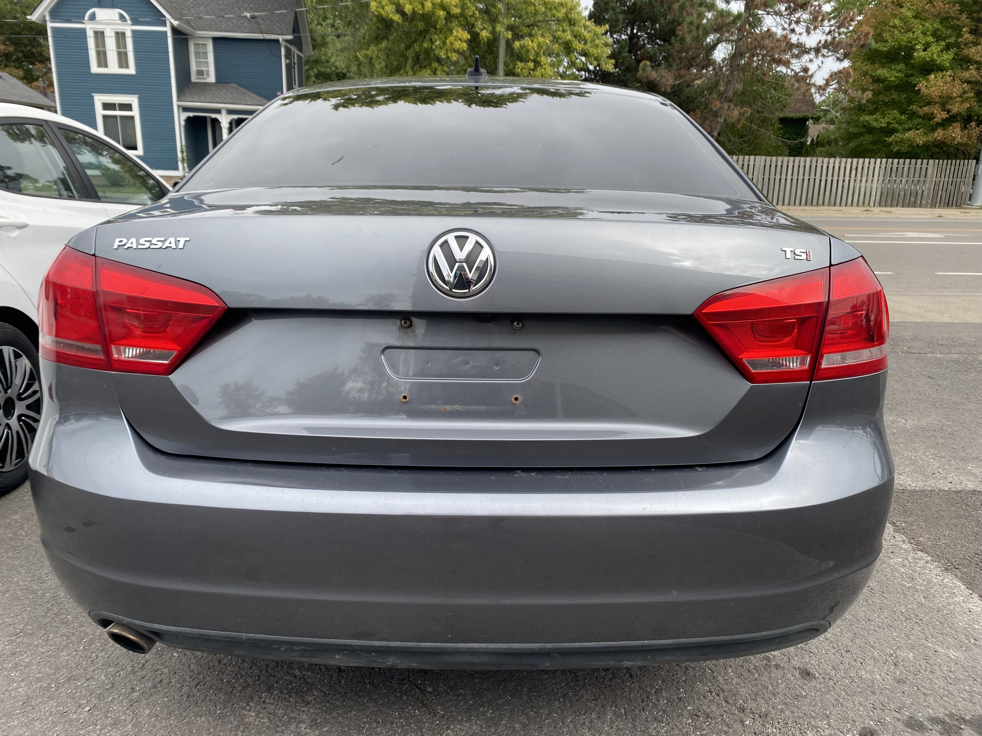 2015 VOLKSWAGEN Passat SE image #2